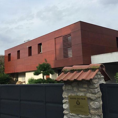 Un Havre De Paix Courcelles-Sapicourt Exterior foto