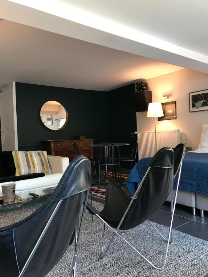 Un Havre De Paix Courcelles-Sapicourt Exterior foto